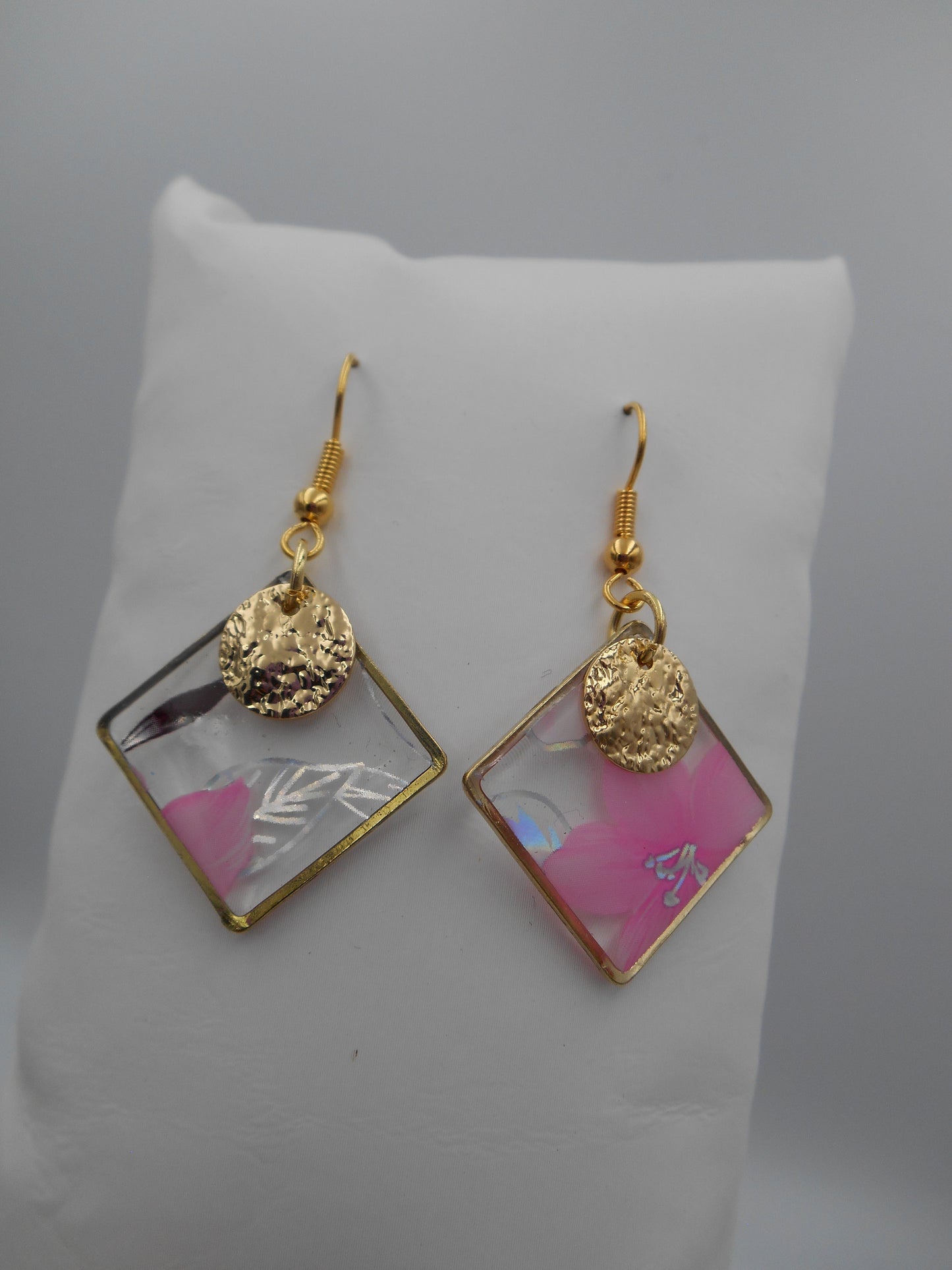 Boucles d'oreilles "Transparence & fleurs holographiques"