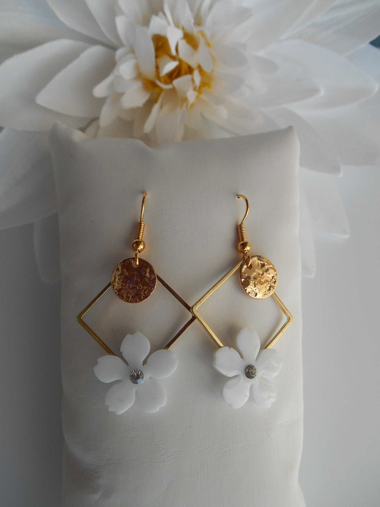 Boucles d'oreilles Carré & fleurs colorée