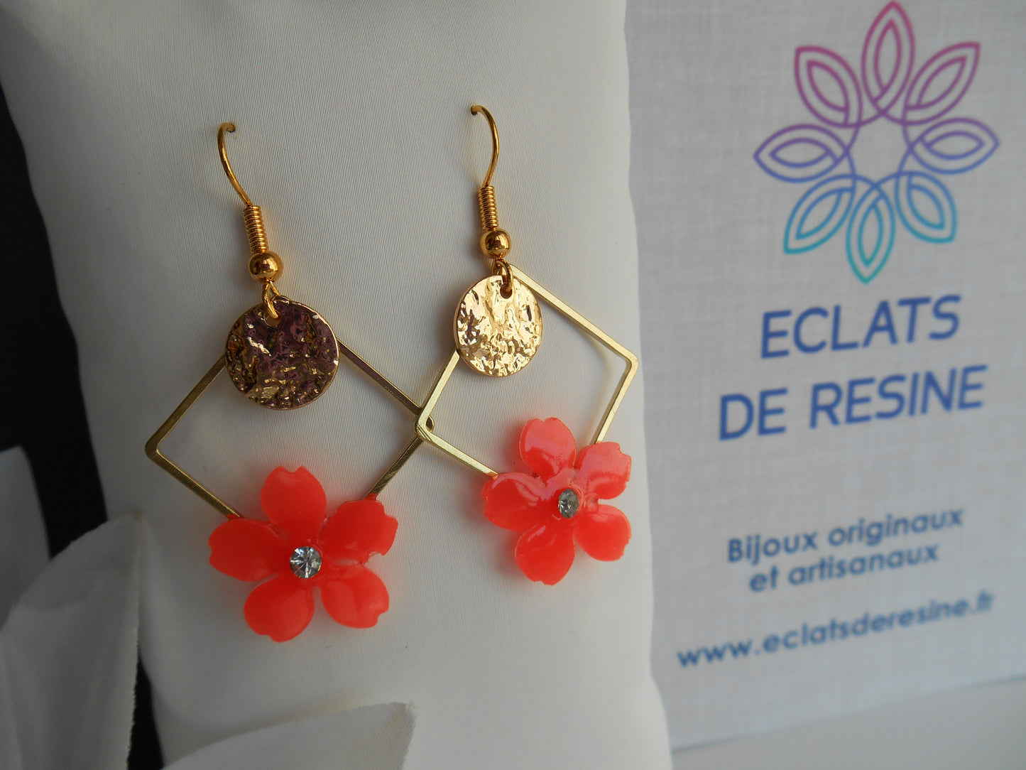 Boucles d'oreilles Carré & fleurs colorée