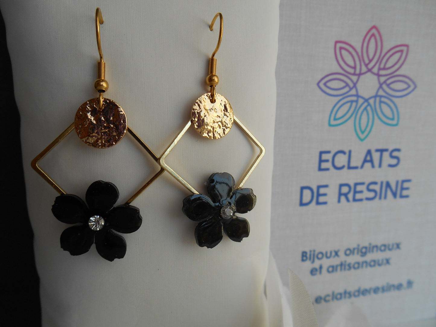 Boucles d'oreilles Carré & fleurs colorée
