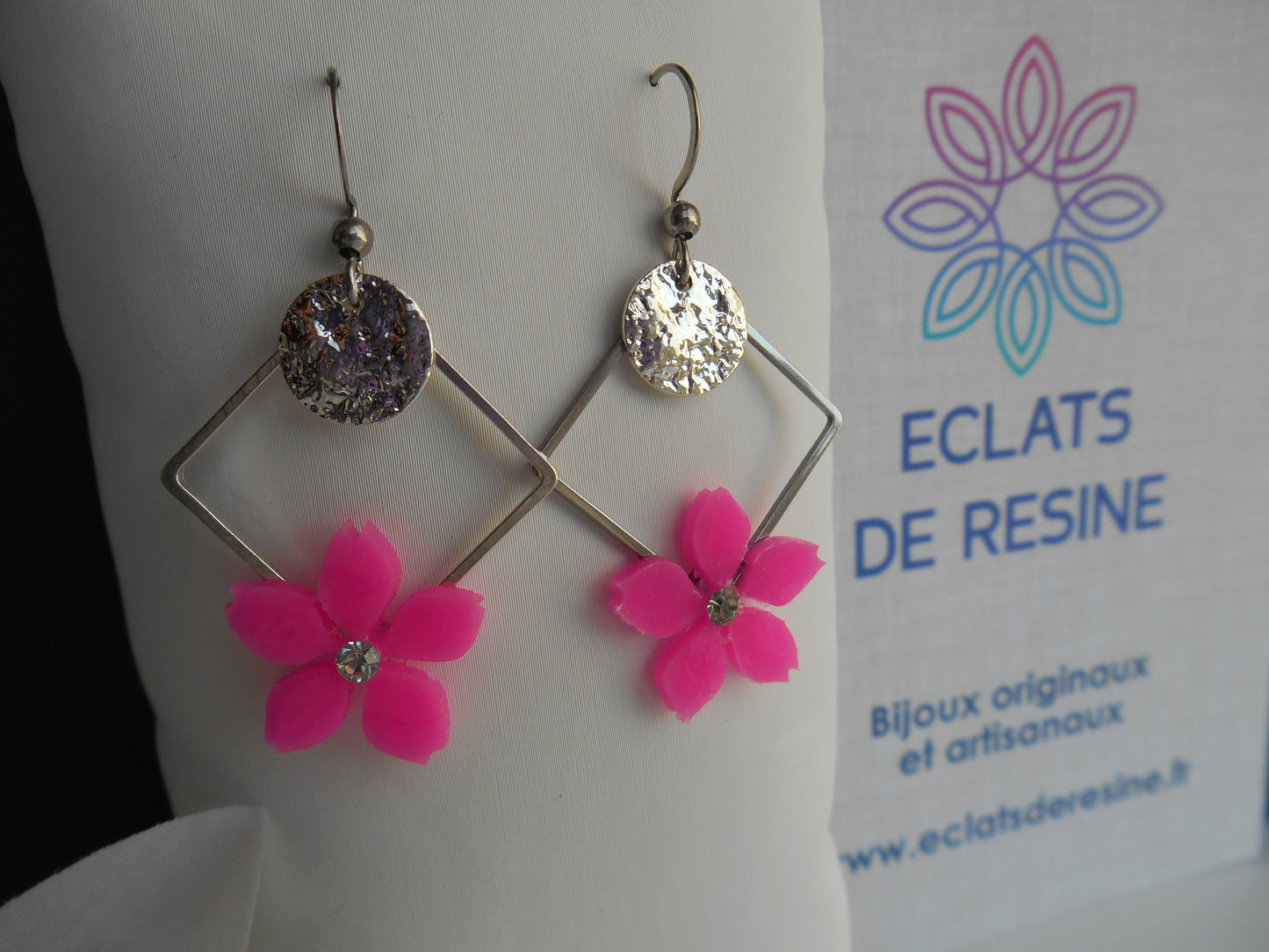 Boucles d'oreilles Carré & fleurs colorée