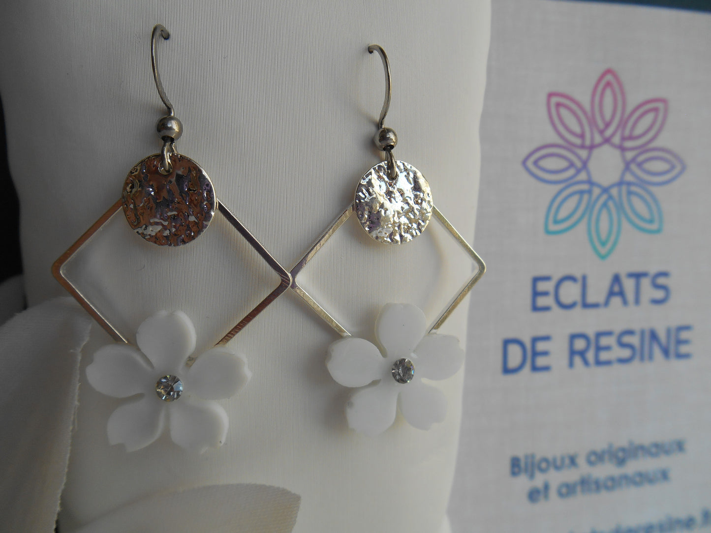 Boucles d'oreilles Carré & fleurs colorée