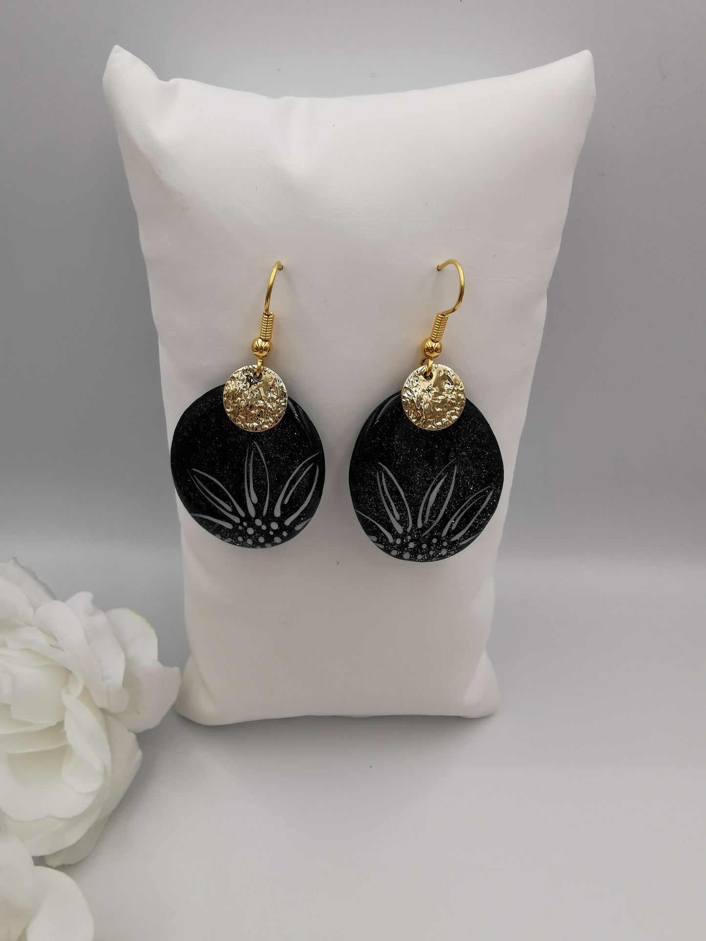 Boucles d'oreilles Galets & fleur fine