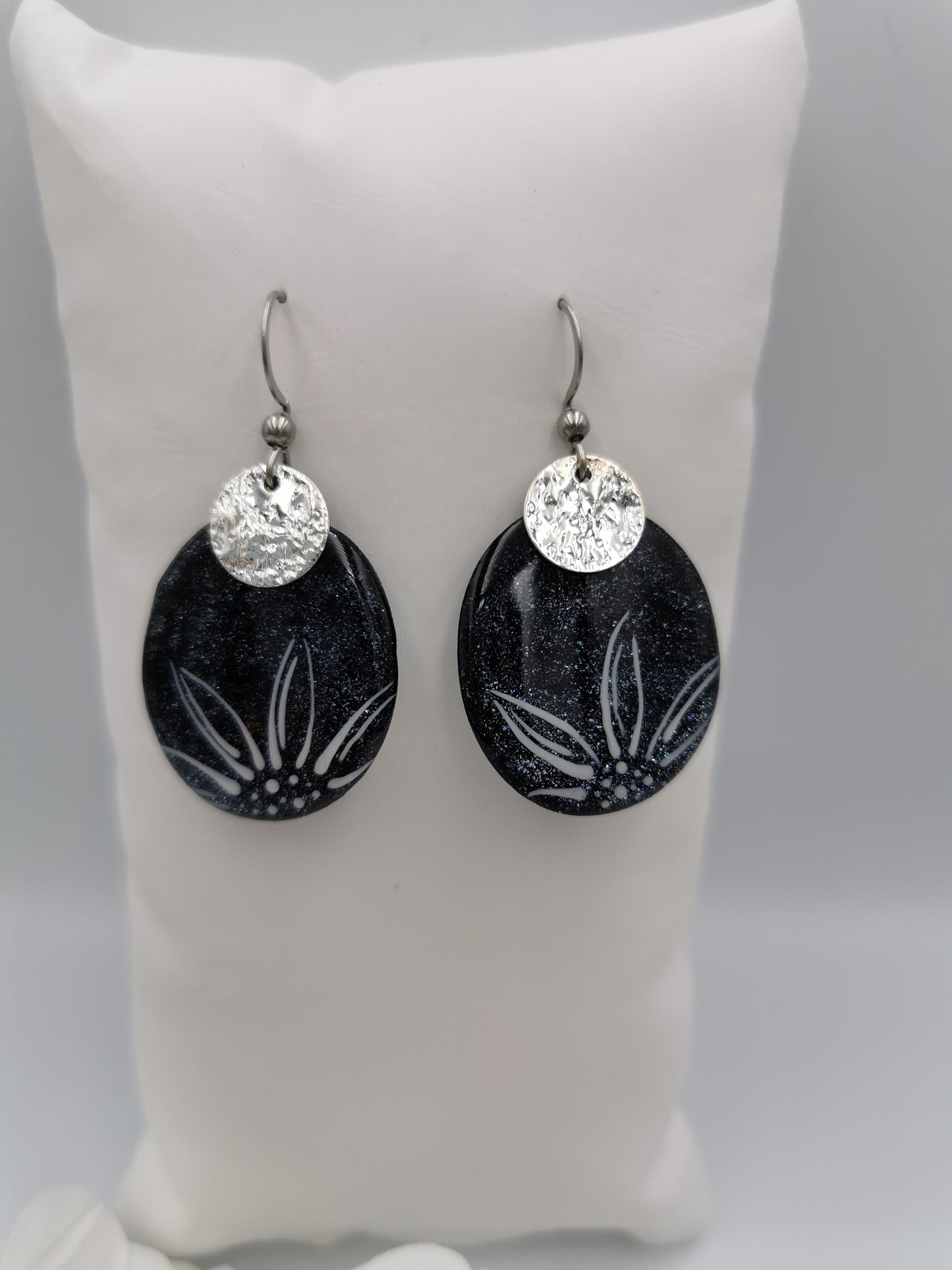 Boucles d'oreilles Galets & fleur fine