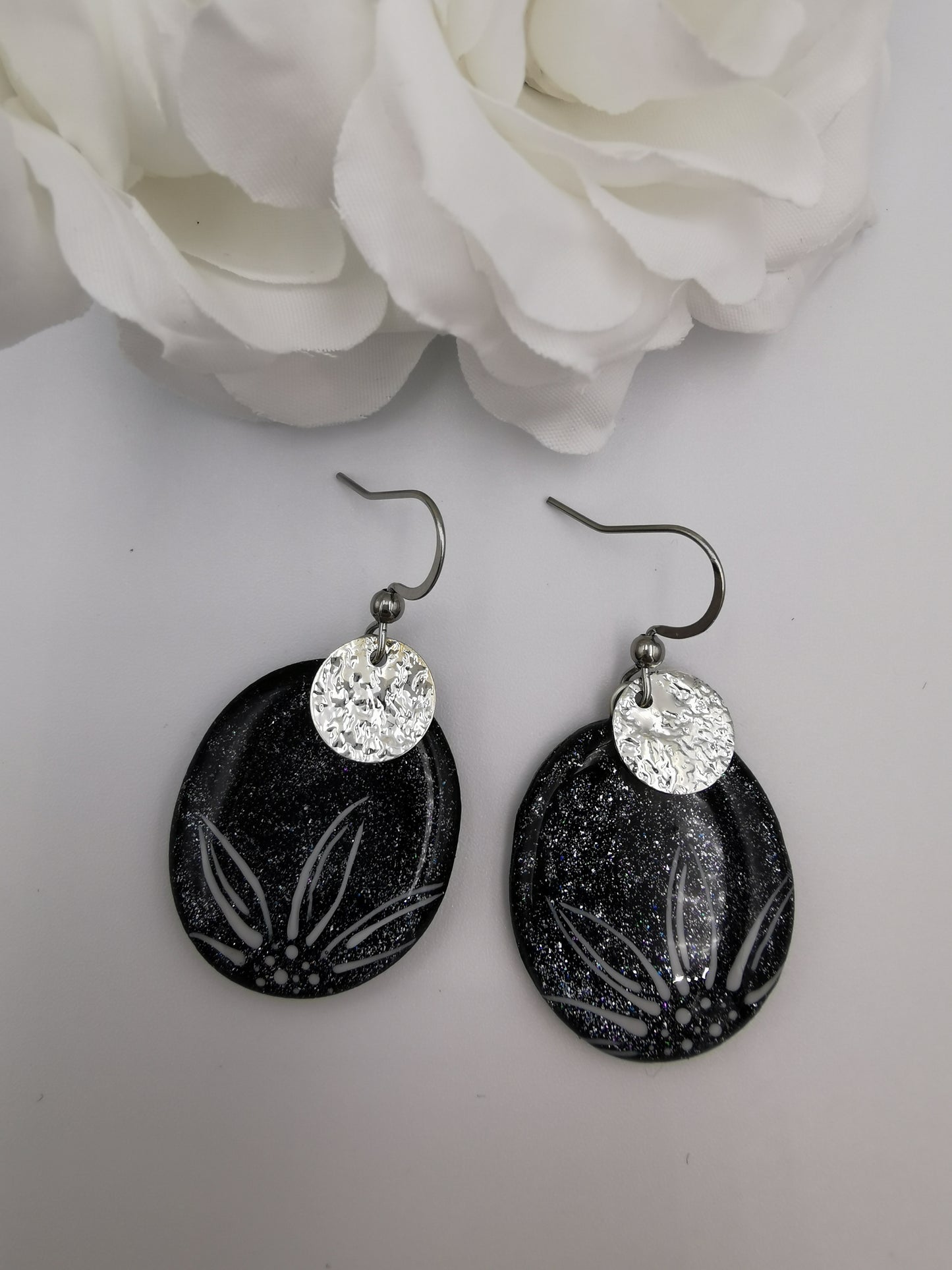 Boucles d'oreilles Galets & fleur fine