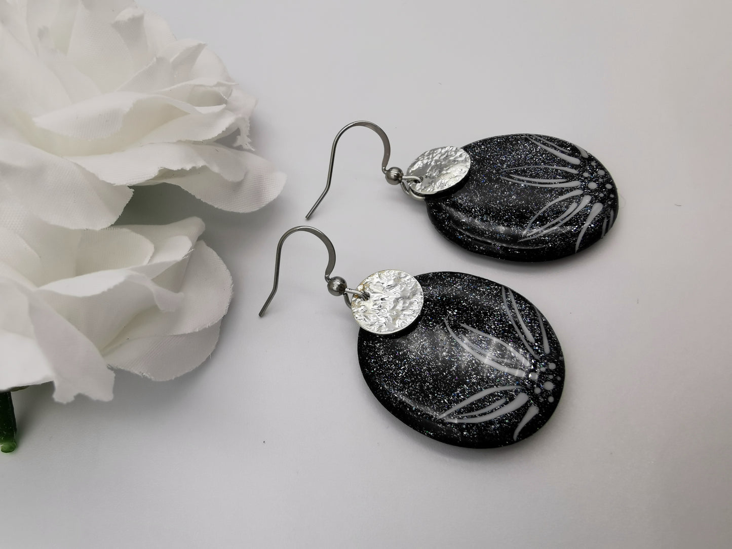 Boucles d'oreilles Galets & fleur fine