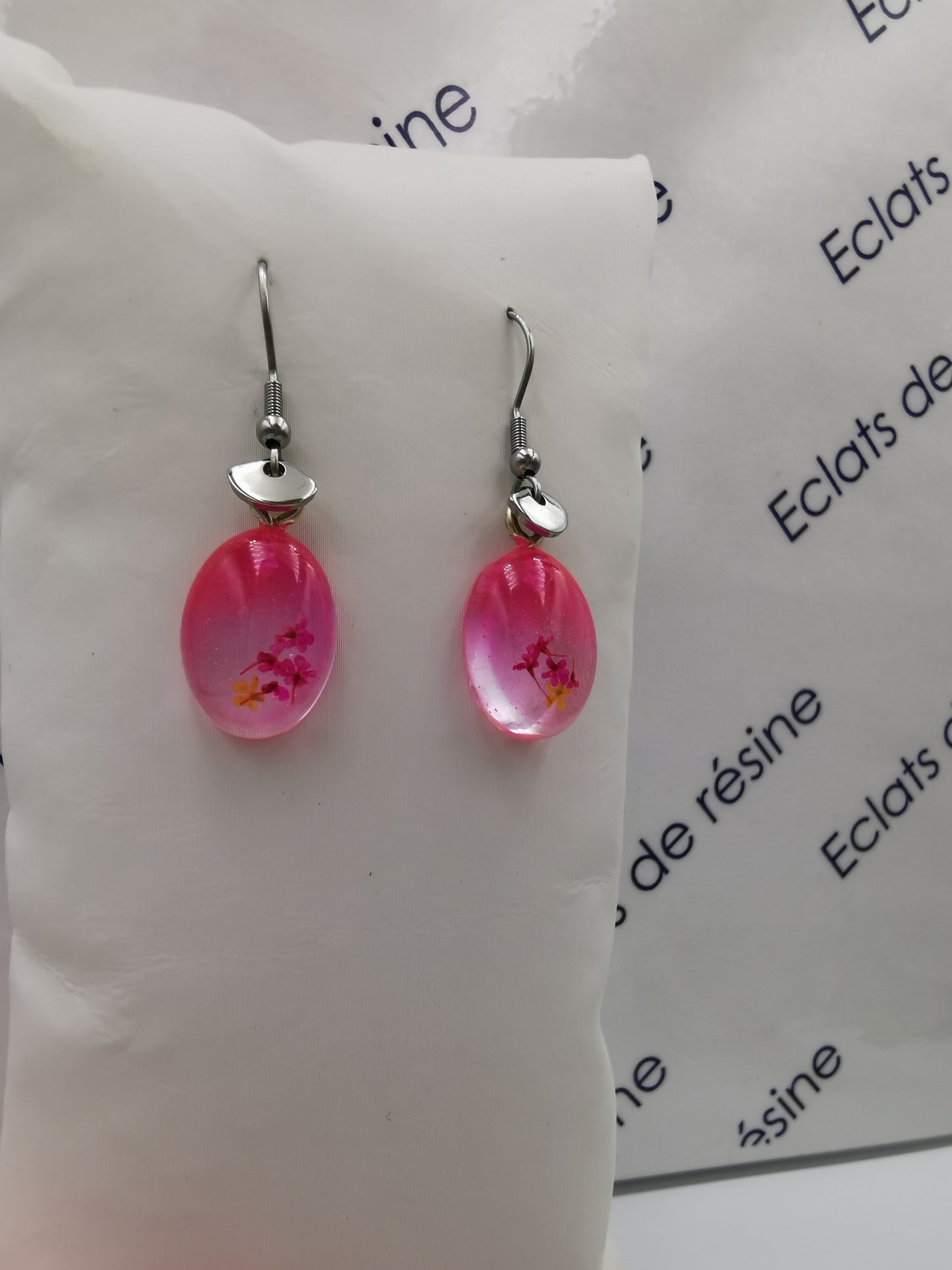 Boucles d'oreilles dégradé rose & fleurs sèchées