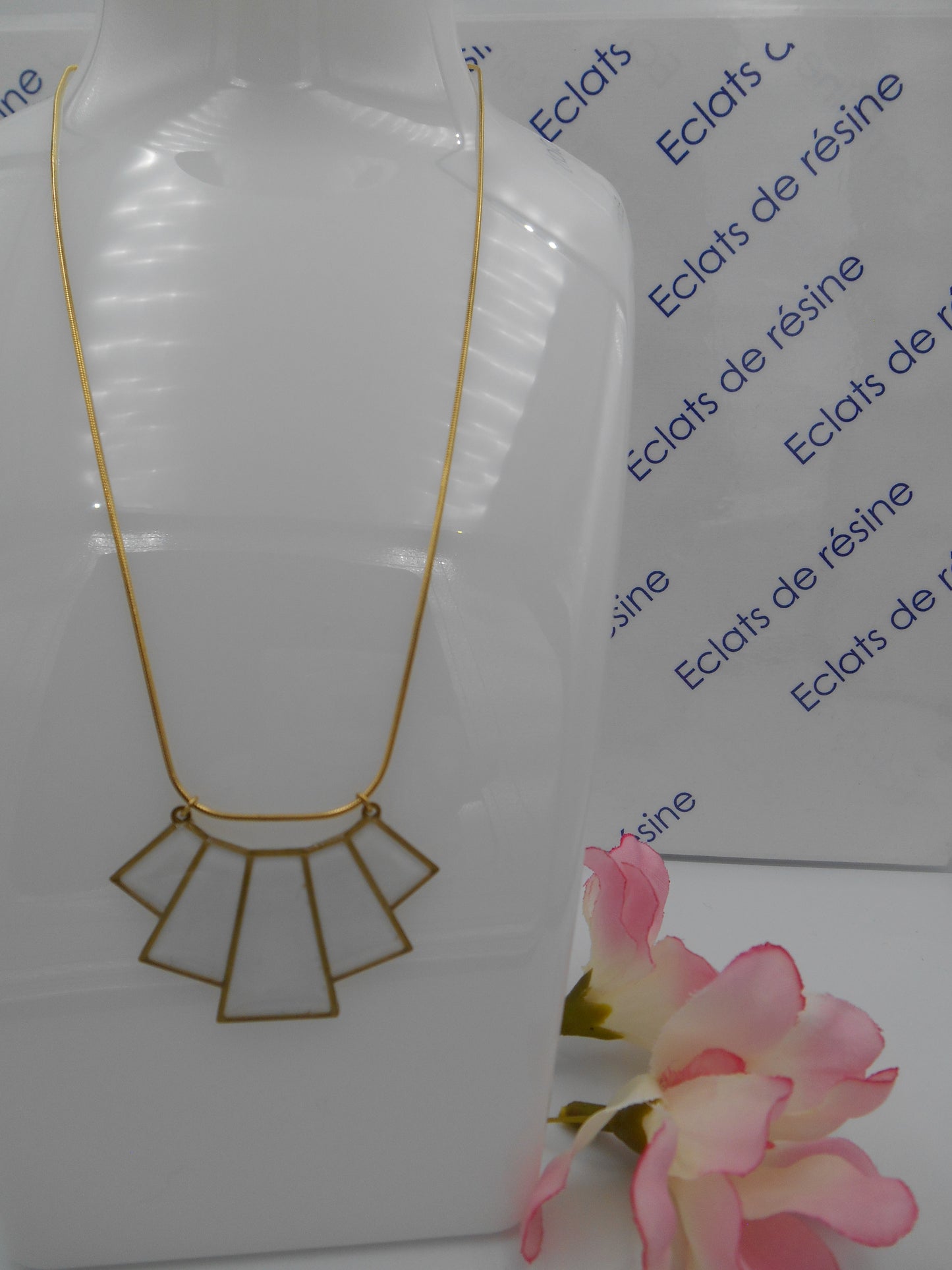 Collier 5 pans doré